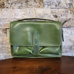 Matt and Nat Green Vegan Clutch
